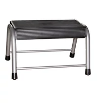 Lépési magassága: 26,5 cm