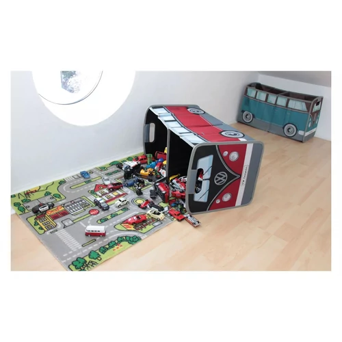 A képen szereplő játékok, a szőnyeg, a kék tárolódoboz csak illusztráció!