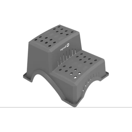 Magassága: 37 centiméter.