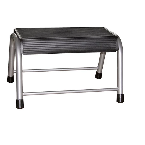 Lépési magassága: 26,5 cm